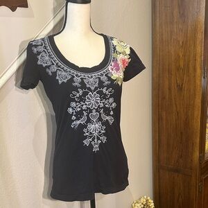 Elegant Black Floral Embroidered Tee